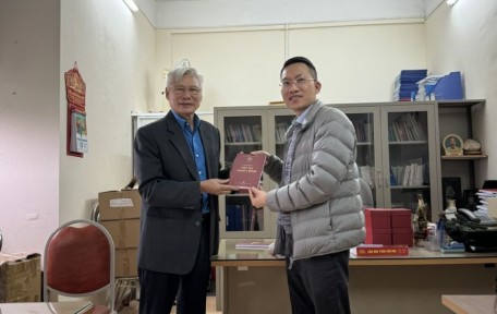 NÊN CÓ “NGÀY VĂN HÓA ĐỌC” THƯỜNG NIÊN TẠI HUBT