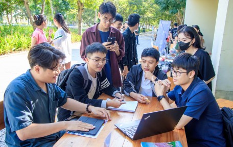 Sinh Viên Và Công Nghệ – Sáng Tạo Không Ngừng Nghỉ